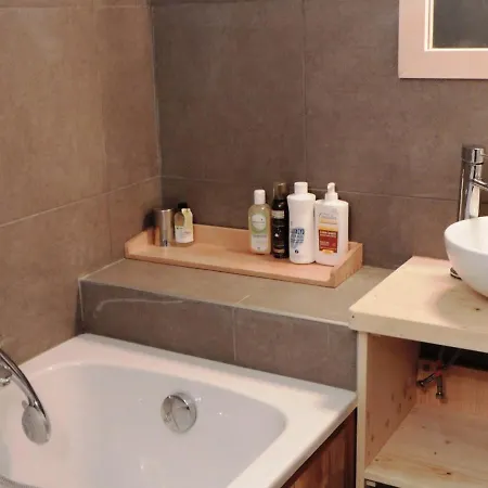 Chalet Chalet Familial Renove 2 Etoiles Pres Du Centre, 3 Chambres, Terrasse, Parking, Wifi - Fr-1-598-16 Les Gets